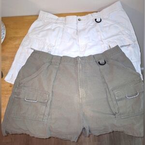 A bundle of Columbia PFG shorts in a men's size XL. They're pre-loved